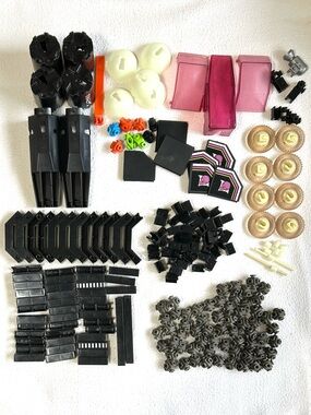 Vintage Construx by Fisher-Price 1980’s Building Set Lot. Incomplete